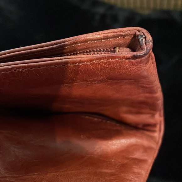 HOBO International Brown Leather Bow Buckle Detail Fold Over Clutch Purse - Picture 17 of 17